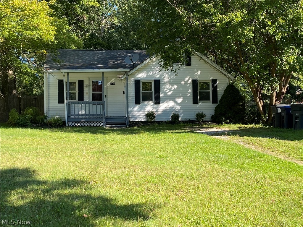 Nice quiet location, this 1943 ranch is move in ready.  Clean affordable and less than rent.  Level lot 50 x 138 with city sewer and water.  Gas heat.
Fenced in backyard nice for children and pet safety.  Attic and sunroom/laundry areas have been used as a bedroom.  Large nice kitchen with lots of counter and cupboards.  Refrigerator and electric stove remain.  One year home warranty provided by seller for extra peace of mind.  Updates through the years include vinyl siding, tilt-in windows, furnace and hot water tank.  Easy care one floor living in area of well-kept homes.  Convenient to all amenities and highways.