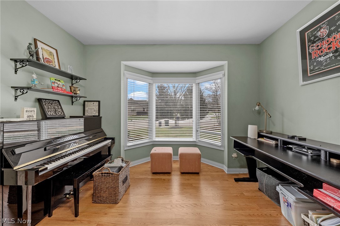 Clubside Manor Condo Ph 07 - Residential