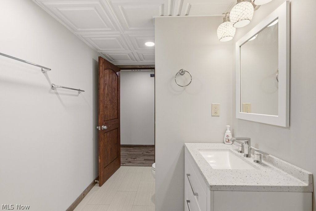 Lake Medina Clstr Homes Sub Ph - Residential