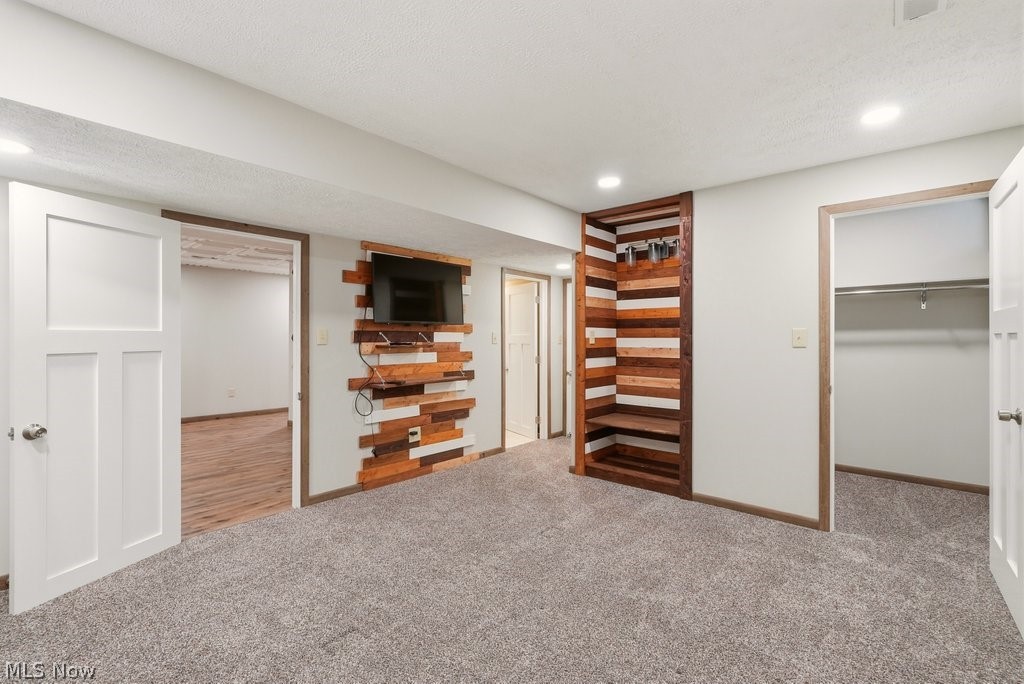 Lake Medina Clstr Homes Sub Ph - Residential