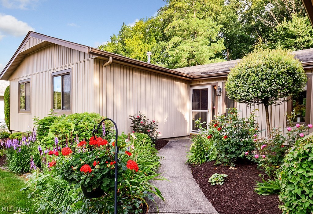 Hunters Pointe - Residential