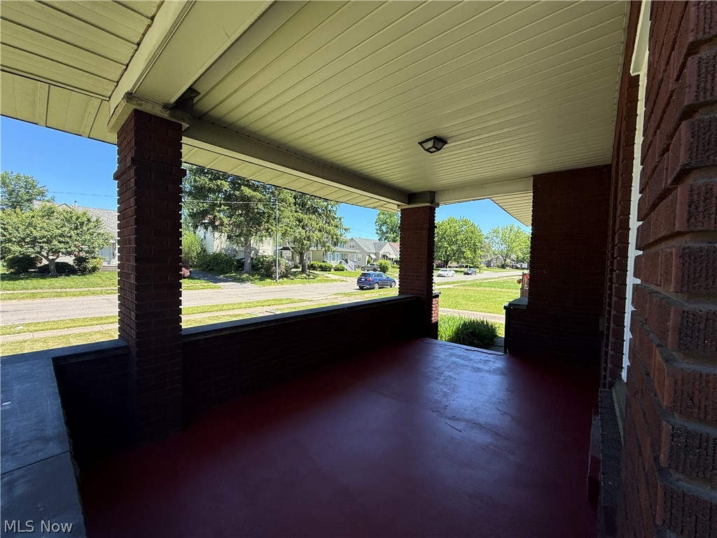Warren Real Estate Companys - Residential