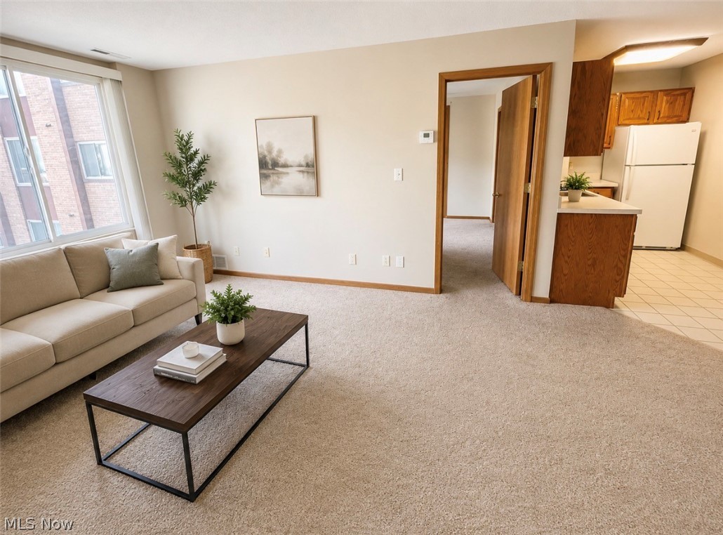 King Path Condo - Residential
