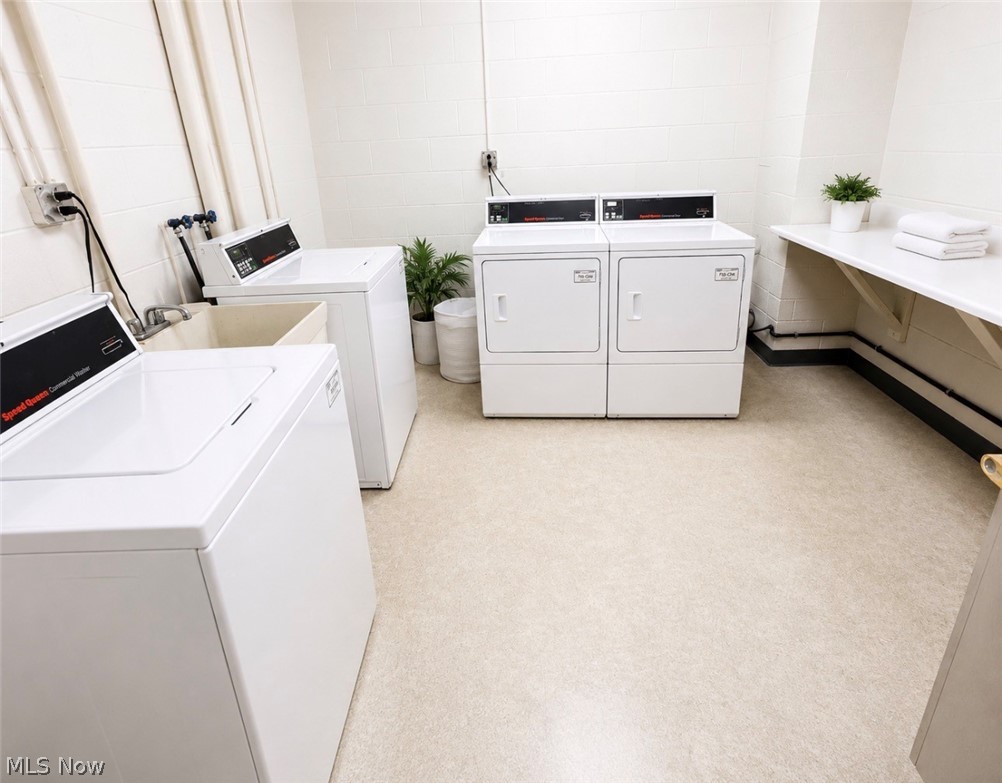 King Path Condo - Residential