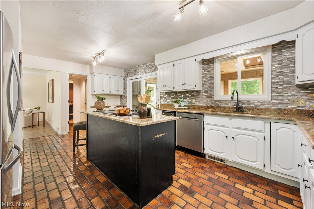 Meadows Ph 1 - Residential