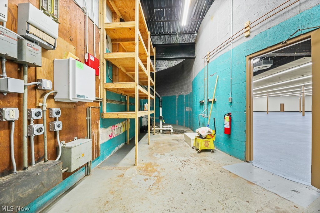 Denison - Commercial Sale