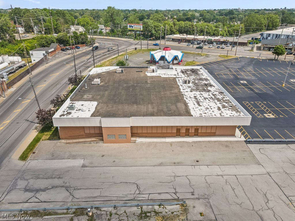 Denison - Commercial Sale