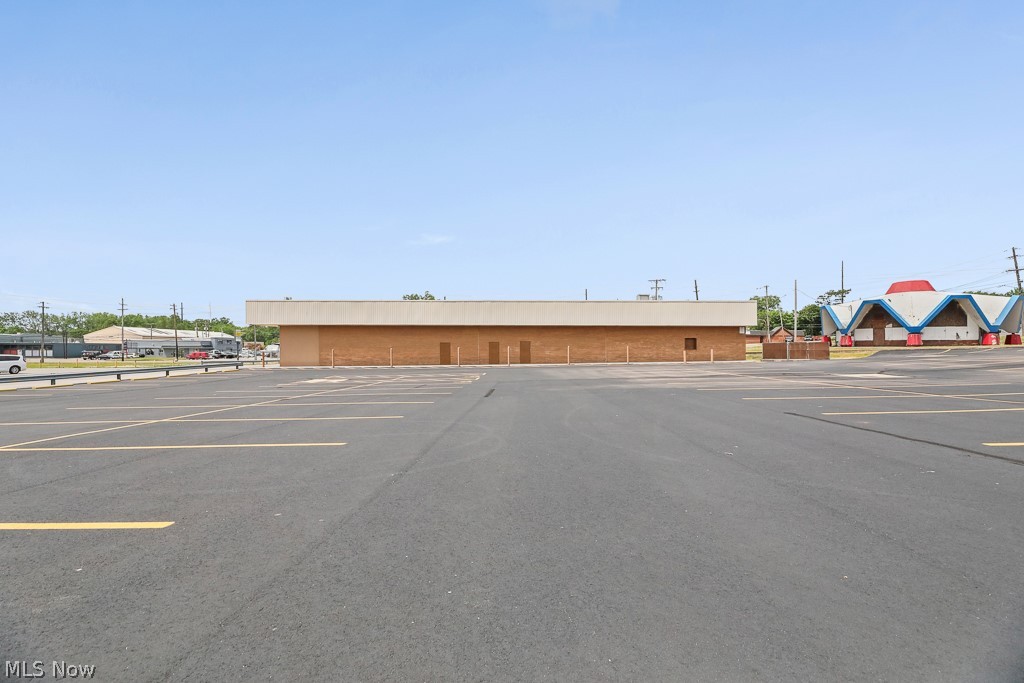 Denison - Commercial Sale