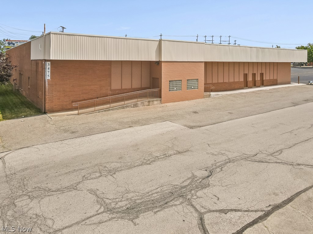 Denison - Commercial Sale