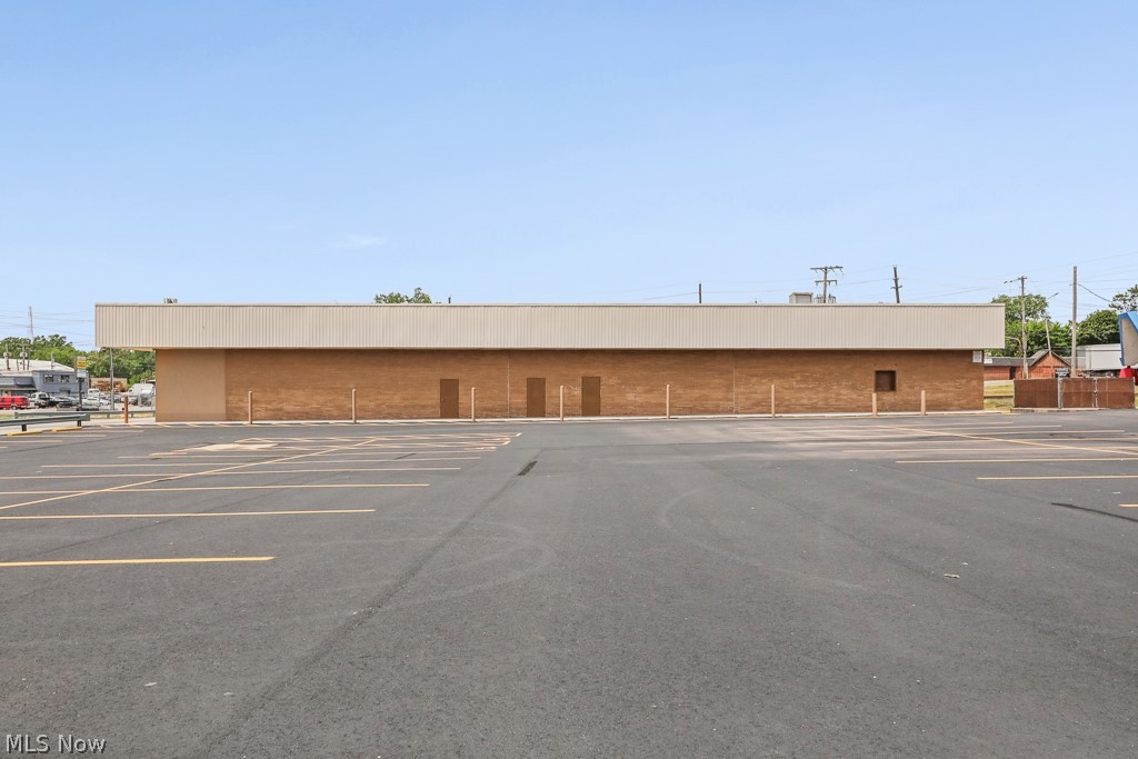 Denison - Commercial Sale