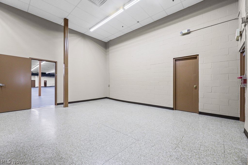 Denison - Commercial Sale