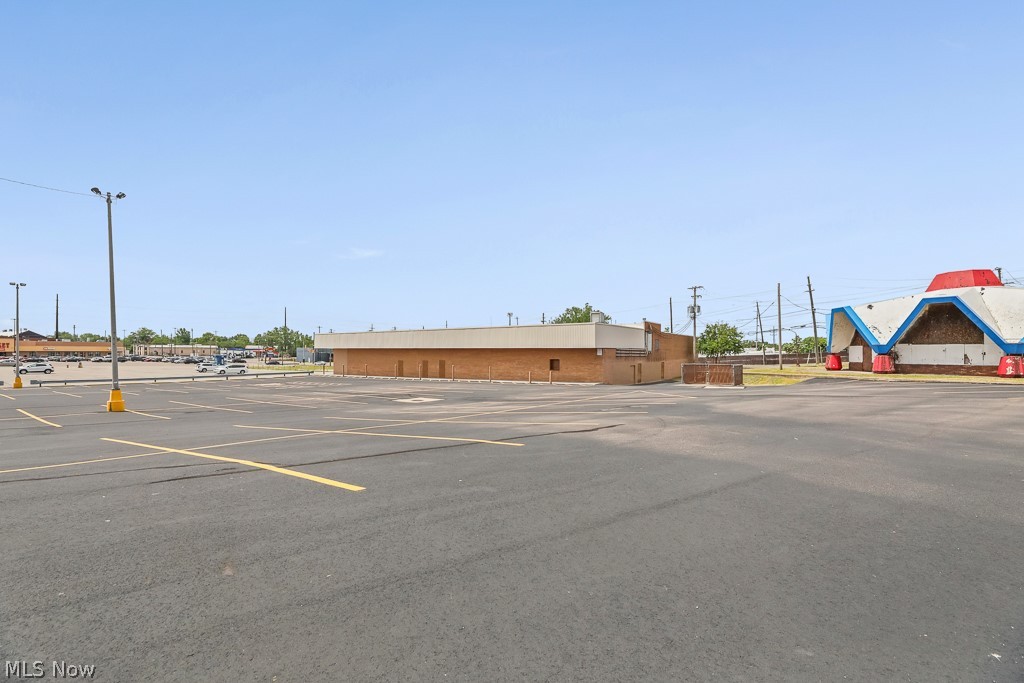 Denison - Commercial Sale