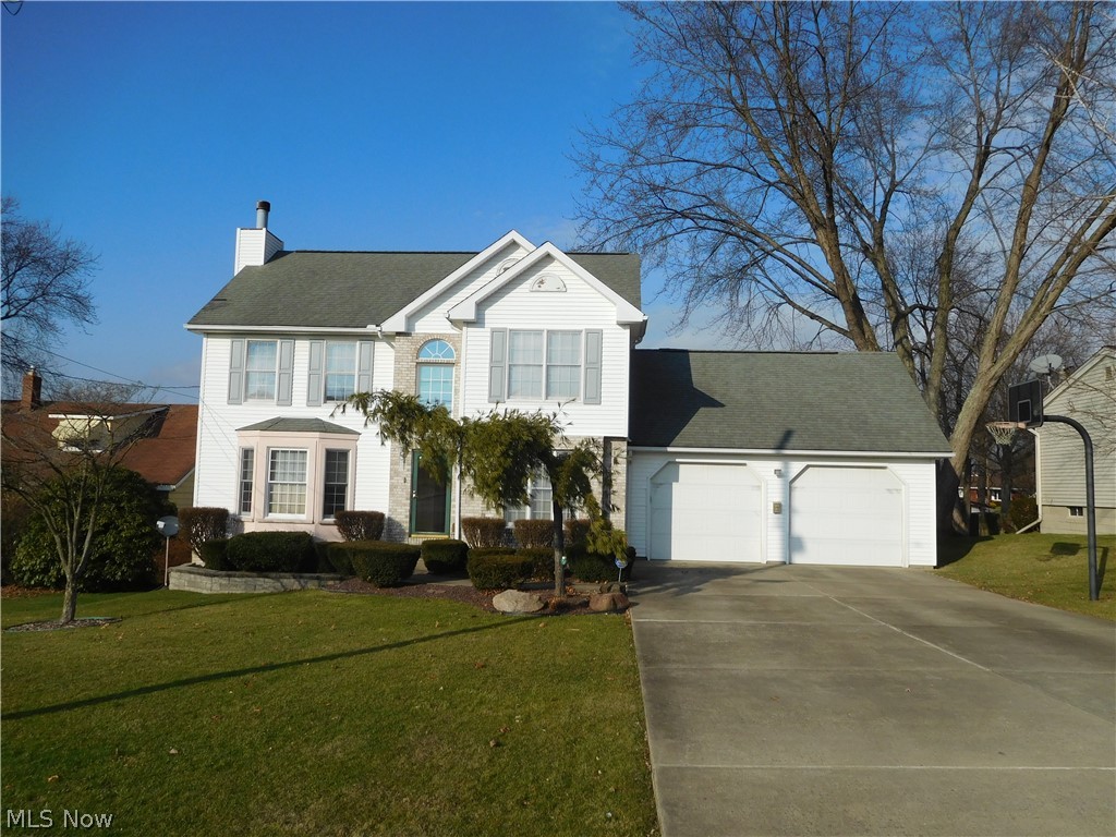 Outstanding Colonial Home with all the features you could possibly desire.
Spacious Living room with Fireplace, Open kitchen and dining area that opens to the back deck, Dining Room or Office space, 3 Lovely Bedrooms, 3 Baths including Master Bath, a SECOND floor Laundry, And YES YES a 16 x 24 Pool.    All appliances stay.   Come see this home and experience how your family will love it.    This is the one you have been waiting for.