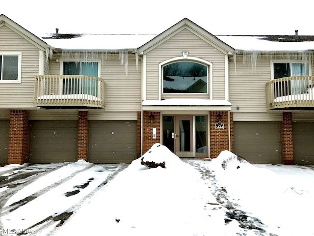 Brookledge Commons Condo Association - Residential