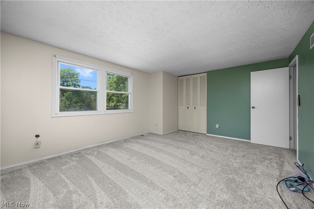 Six Oaks Condo - Residential