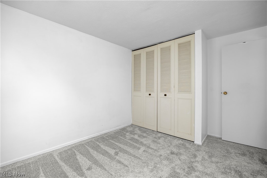Six Oaks Condo - Residential