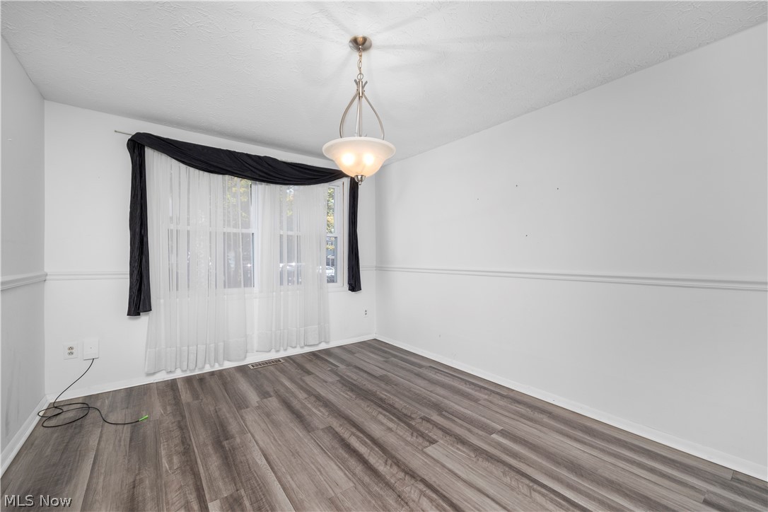 Six Oaks Condo - Residential