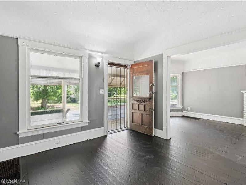 Curtiss Ambler & Johnsons - Residential