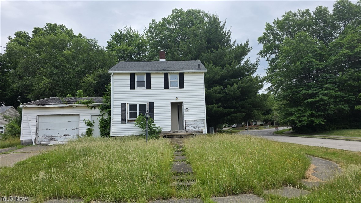 Welcome to 2143 Central Parkway Ave SE in Warren, Ohio! This 3-bedroom, 1.5-bath home offers 1,144 square feet of living space and is ready for its next chapter. Whether you're an investor searching for your next renovation project, a flipper looking to add value, or a buyer eager to create your dream home, this property presents an excellent opportunity. Situated on a manageable lot with a one-car attached garage and full basement, this two-story home features a functional layout and solid bones ready for your personal touch. With public utilities and a convenient location close to shopping, dining, schools, and major roadways, the possibilities are endless.

Bring your vision and creativity to transform this property into something special. With the right updates and improvements, this home has the potential to shine once again. Don't miss your chance to invest in a property with strong upside potential at an affordable price. Schedule your showing today and imagine the possibilities!