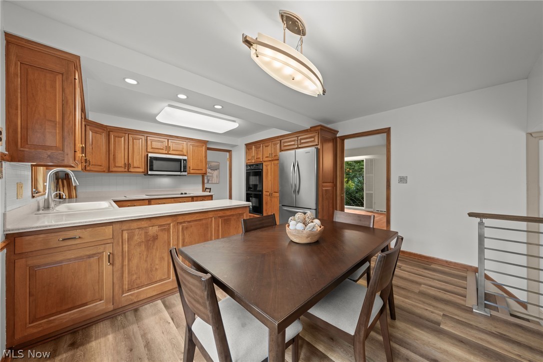 Siegler & Sons Beachwood Cou - Residential