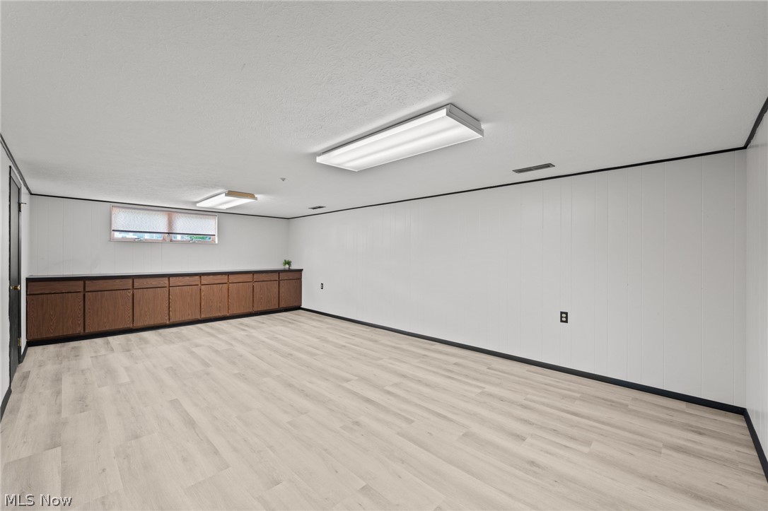 Siegler & Sons Beachwood Cou - Residential