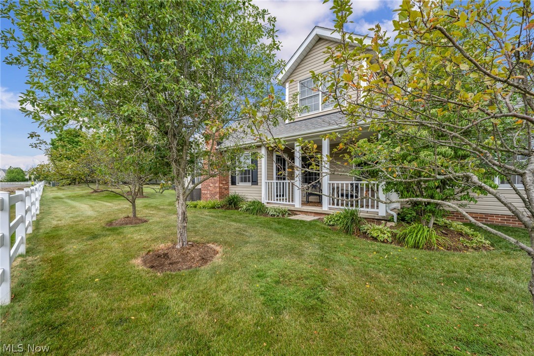 Macintosh Farms Condo 03 - Residential