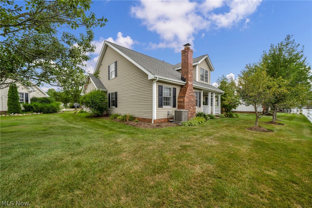 Macintosh Farms Condo 03 - Residential