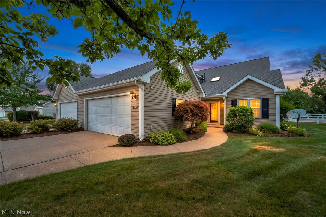 Macintosh Farms Condo 03 - Residential