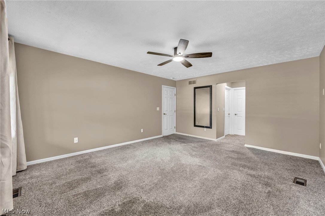 Macintosh Farms Condo 03 - Residential
