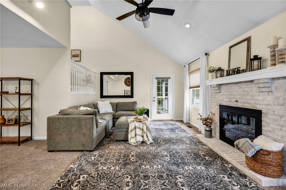 Macintosh Farms Condo 03 - Residential