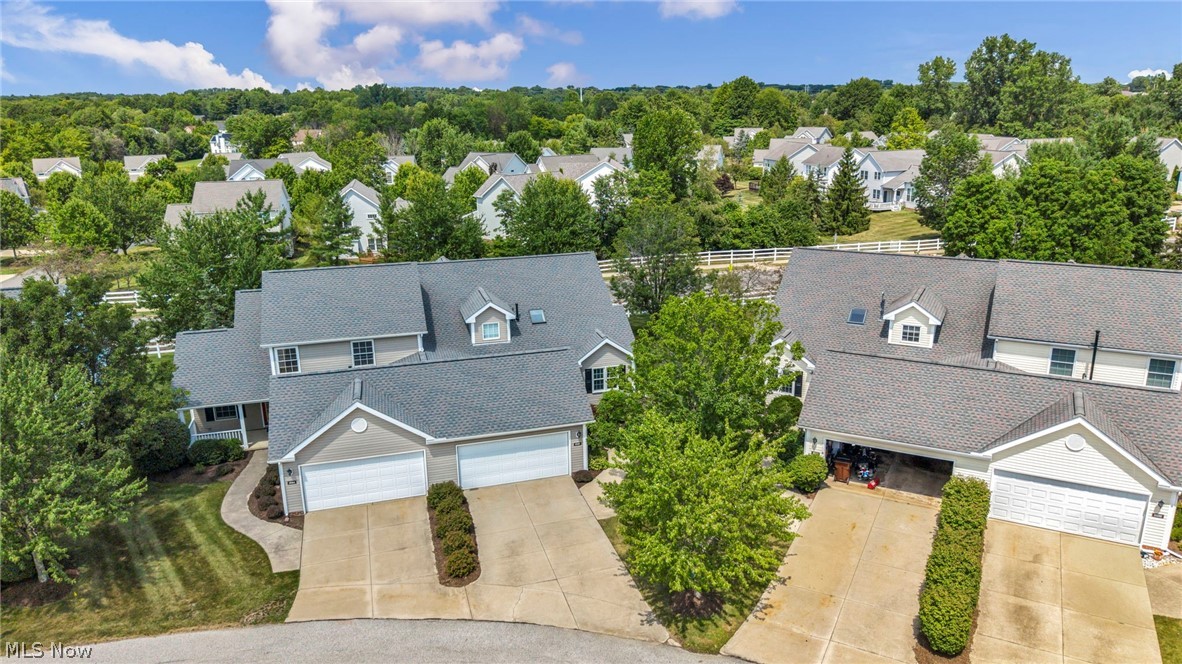 Macintosh Farms Condo 03 - Residential