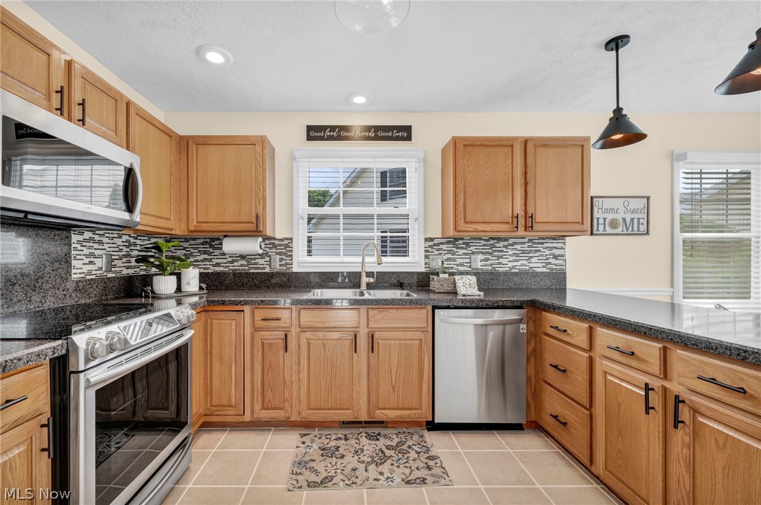 Macintosh Farms Condo 03 - Residential
