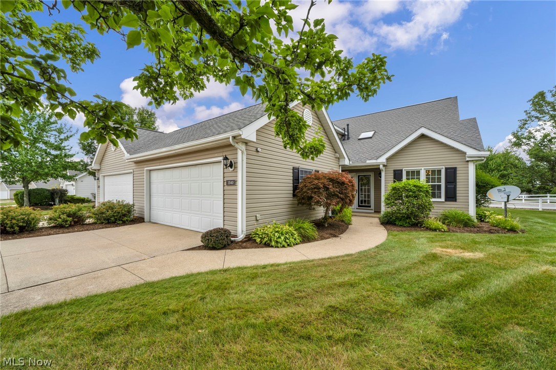 Macintosh Farms Condo 03 - Residential