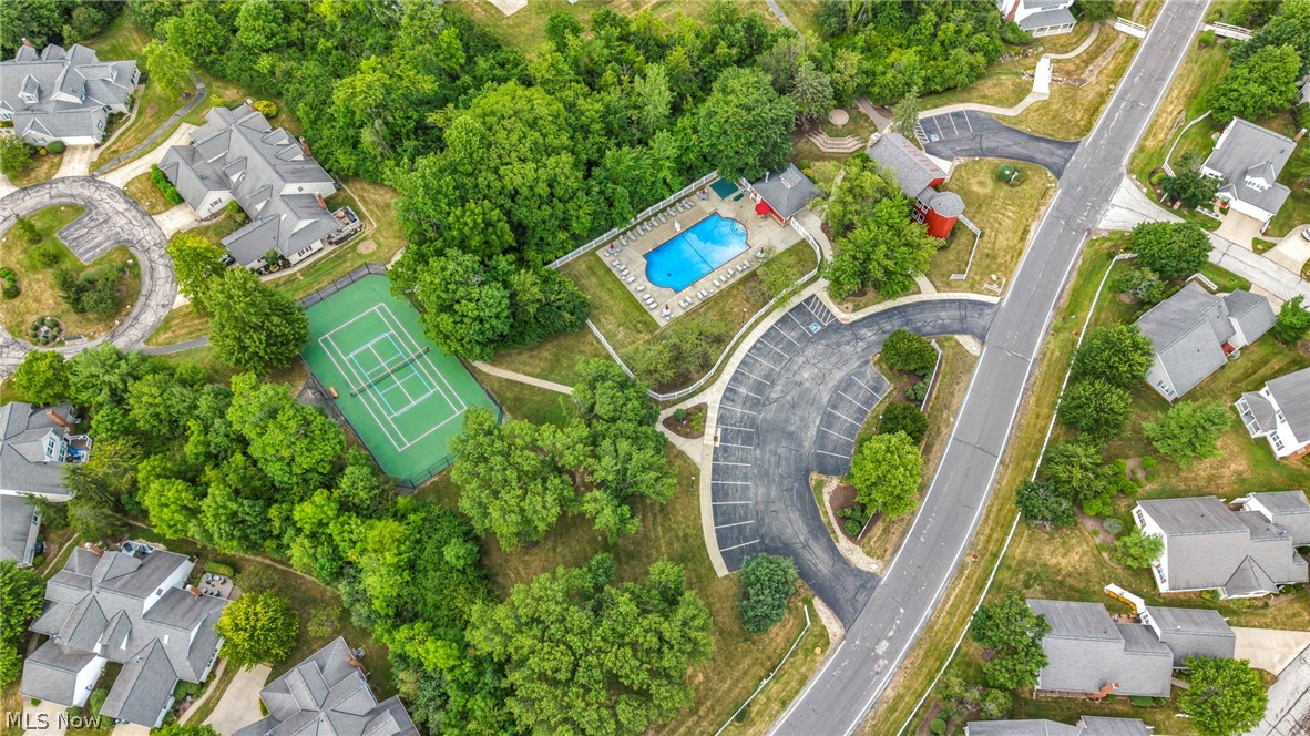 Macintosh Farms Condo 03 - Residential