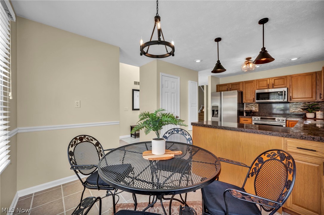 Macintosh Farms Condo 03 - Residential