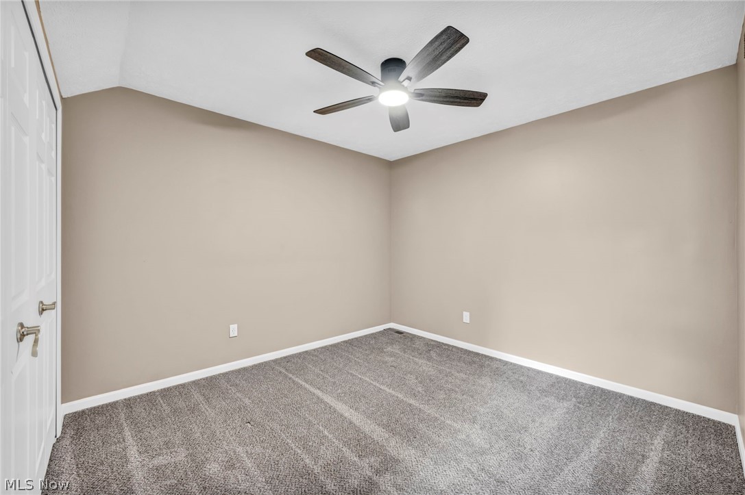 Macintosh Farms Condo 03 - Residential