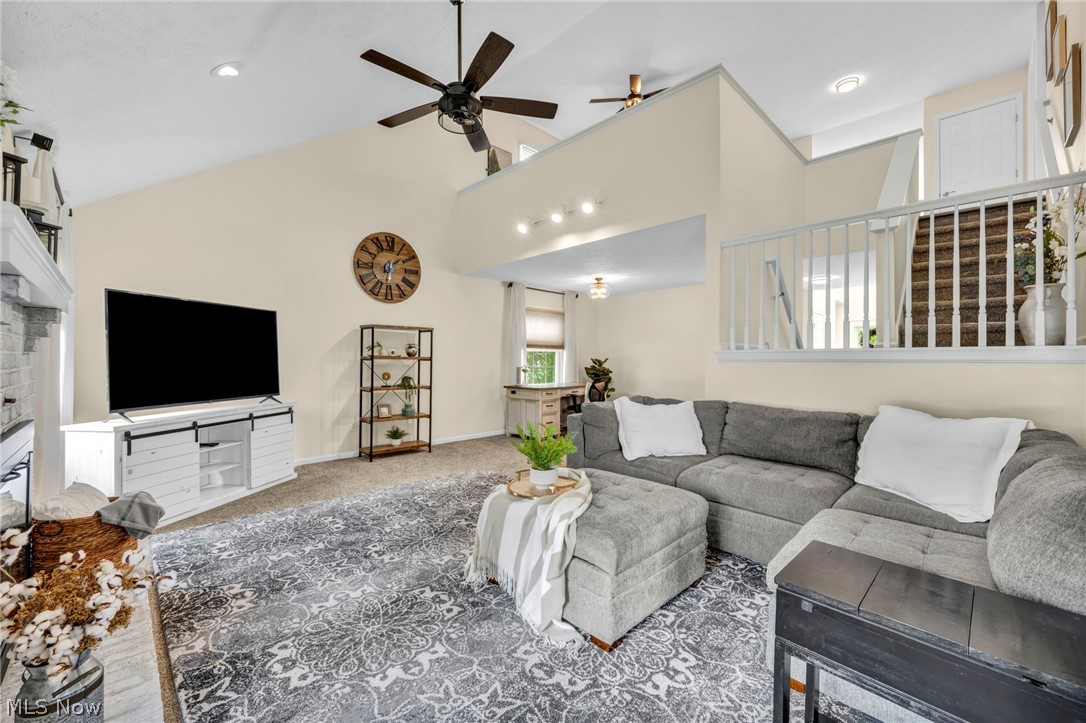 Macintosh Farms Condo 03 - Residential