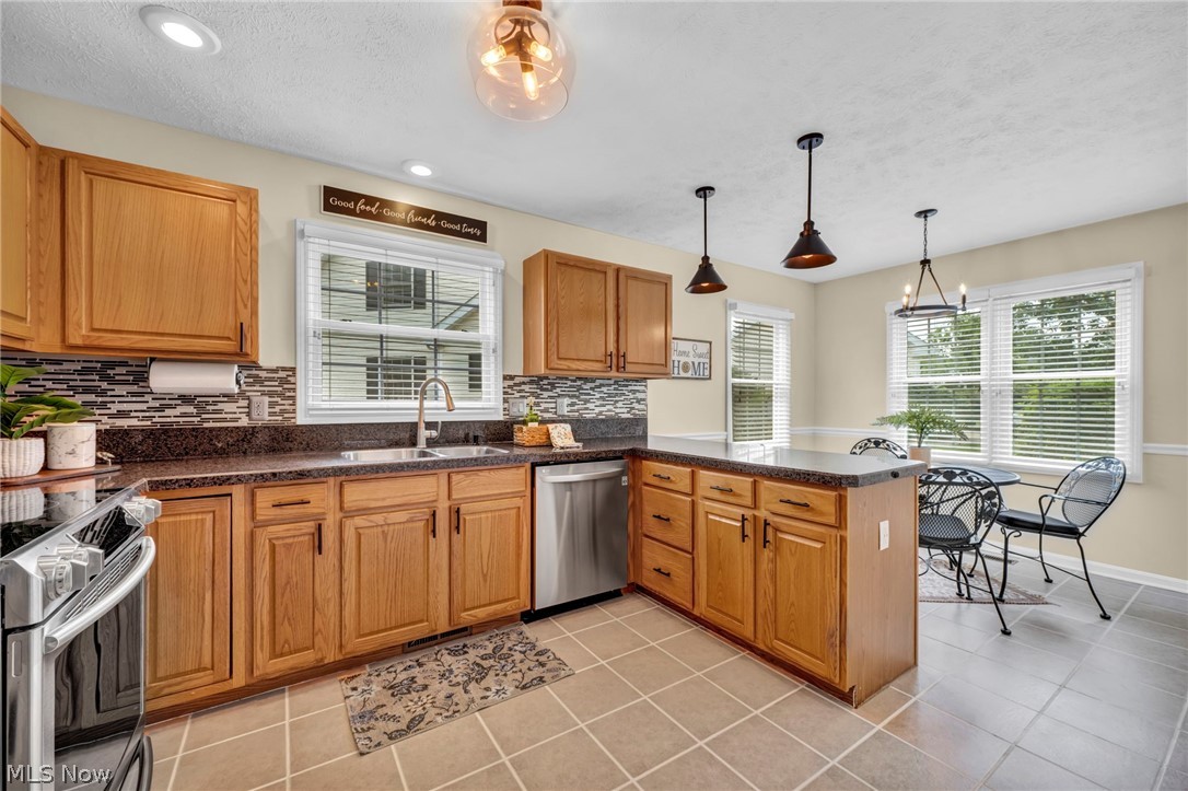 Macintosh Farms Condo 03 - Residential