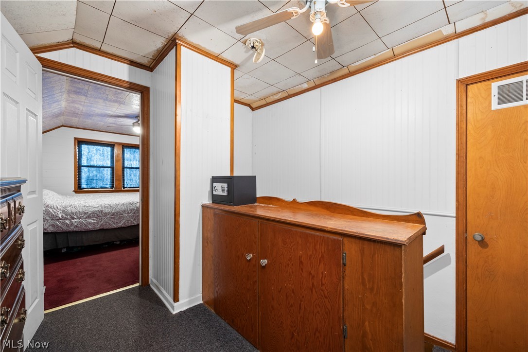 Elworthy-Helwick Cos Melvern - Residential