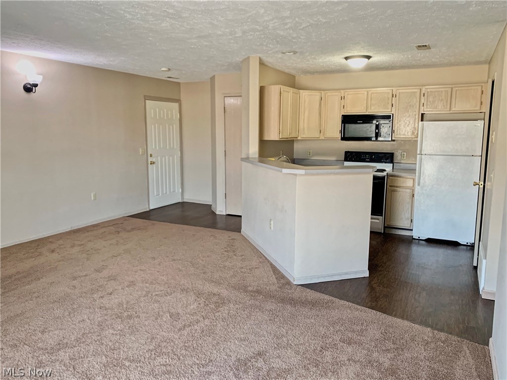 Brookledge Commons Condo - Residential Lease
