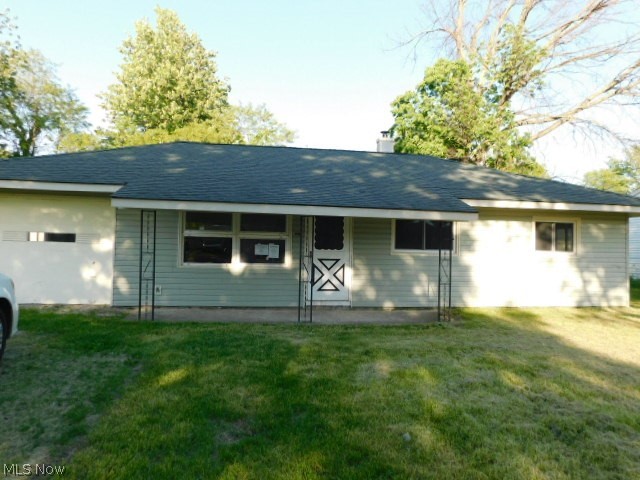 3 BR Ranch on a slab in need of your tender loving care. Nice yard . Quiet neighborhood! HUD CASE 412-398833. Property is HUD owned and is being sold "AS IS" Condition (IE)203 K eligible. Owner Occupants Gov agencies and Non profits bidding # only until 06/27/2020. Initial bid deadline 6/22/2020.