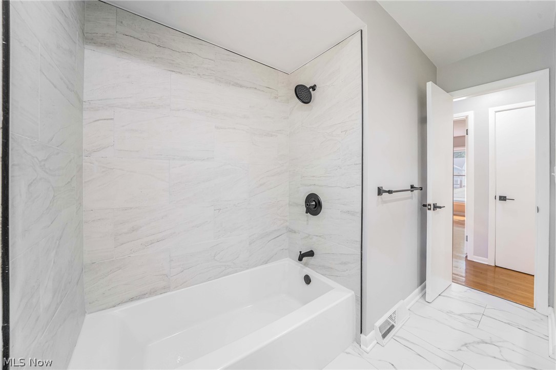S H Kleinman Realty Cos Rosem - Residential