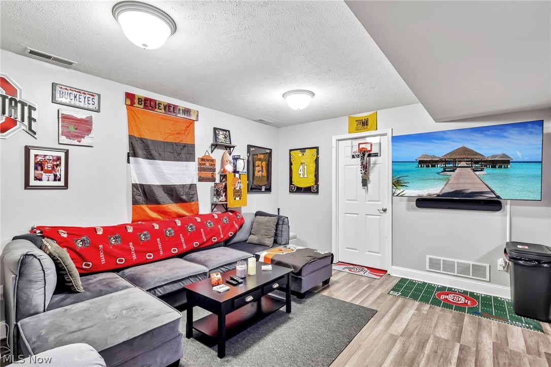 Meadow View Ph 03 - Residential