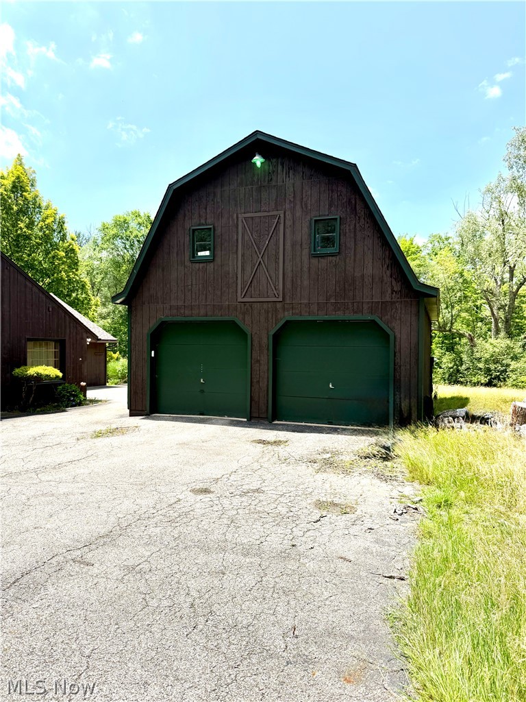 Munson 03 - Residential