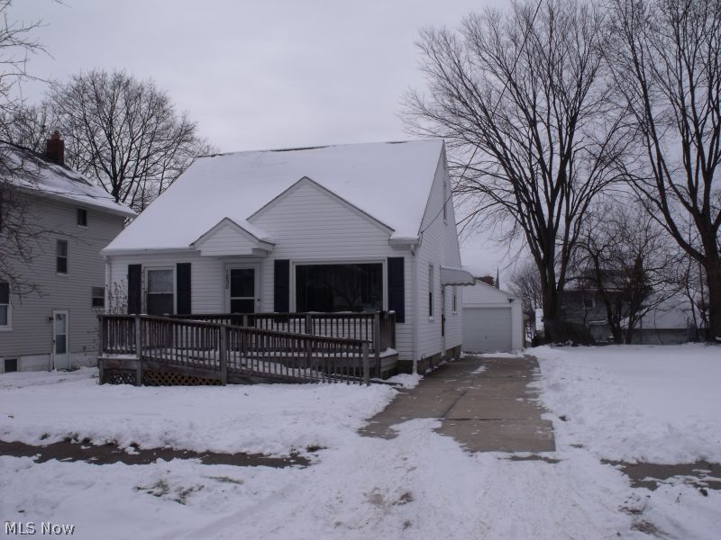 Fantastic Cape Cod in MOVE IN condition!! Has newer carpet, re-finished hardwood floors, some fresh paint, newer vinyl siding, newer windows, newer furnace/central air, ALL appliances (including washer and dryer!!) will remain, has a concrete driveway, deck, ramp access, 1 car detached garage and a full WATERPROOFED basement with sump pump and glass block windows. Put this on your must see list as you will not be disappointed!!!