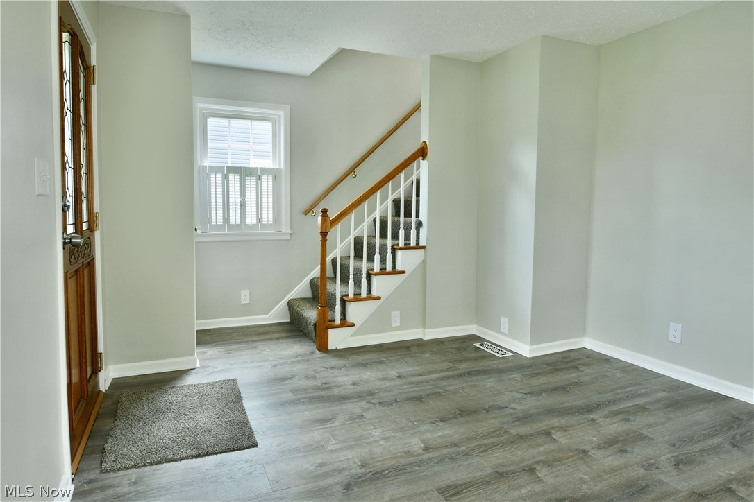 Woodcrest 02 - Residential