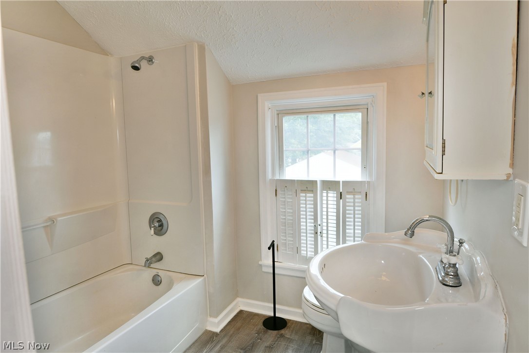 Woodcrest 02 - Residential