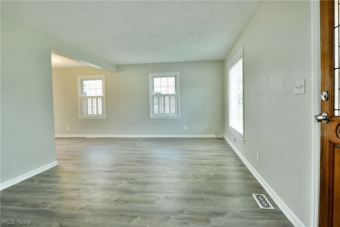Woodcrest 02 - Residential