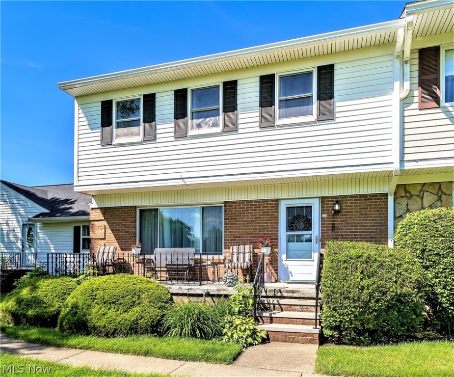 Country Club Twnhs North Condo - Residential