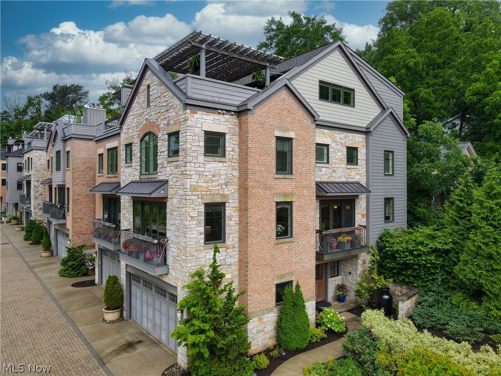 River Walk - Residential Lease